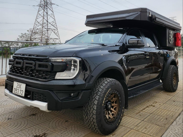 Chủ xe Ford Ranger chi hơn 300 triệu lắp nhà di động: Đủ điều hòa, tủ lạnh, bếp, sạc mặt trời, tháo lắp trong 15 phút - Ảnh 1.