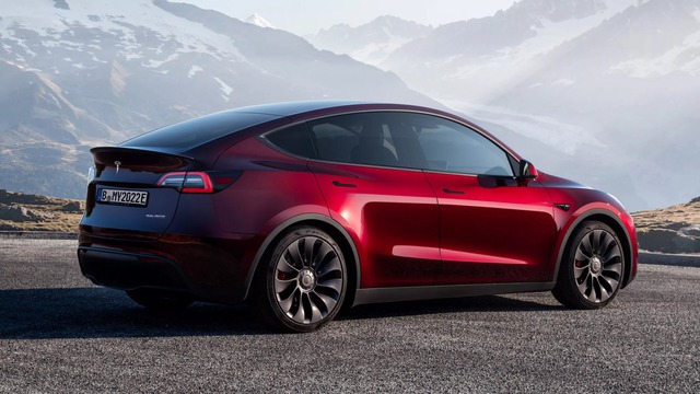 2023 có thể là năm một mẫu xe điện vươn lên bán chạy nhất thế giới, vượt qua Toyota RAV4 - Ảnh 2. 2023 có thể là năm một mẫu xe điện vươn lên bán chạy nhất thế giới, vượt qua Toyota RAV4 - Ảnh 2.