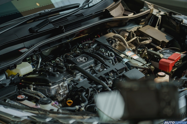 Ra mắt Toyota Corolla Cross 2024: Giá quy đổi từ 680 triệu, lưới tản nhiệt kiểu Lexus RX, có thể Việt Nam giữa năm nay - Ảnh 4. Ra mắt Toyota Corolla Cross 2024: Giá quy đổi từ 680 triệu, lưới tản nhiệt kiểu Lexus RX, có thể Việt Nam giữa năm nay - Ảnh 4.