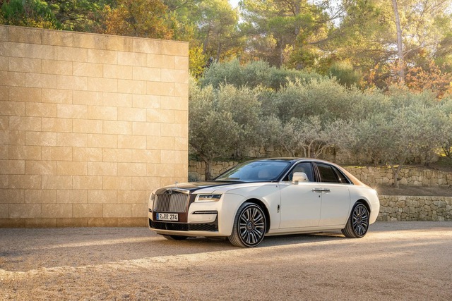 Tập đoàn BMW làm mới đội hình: Bỏ xe mui trần, thanh lọc Rolls-Royce - Ảnh 2. Tập đoàn BMW làm mới đội hình: Bỏ xe mui trần, thanh lọc Rolls-Royce - Ảnh 2.