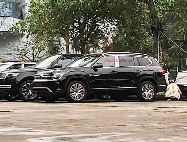 Volkswagen Teramont phiên bản mới lộ diện phiên bản mới: Đầu xe giống Teramont X, mâm to hơn - Ảnh 1.