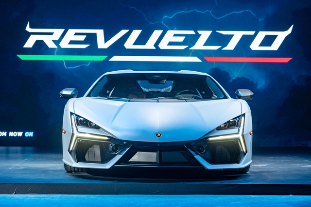 Đây là 5 điểm độc lạ trên Lamborghini Revuelto vừa ra mắt Việt Nam: Kết cấu, hộp số, kiểu lái khác số đông - Ảnh 3.