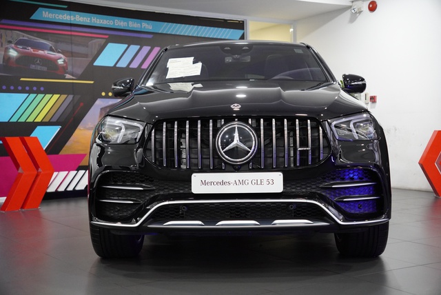 Kích cầu mua sắm, đại lý giảm giá Mercedes-AMG GLE 53 tới 1 tỷ đồng, áp lực không nhỏ cho BMW X6 và Audi Q8 - Ảnh 1. Kích cầu mua sắm, đại lý giảm giá Mercedes-AMG GLE 53 tới 1 tỷ đồng, áp lực không nhỏ cho BMW X6 và Audi Q8 - Ảnh 1.