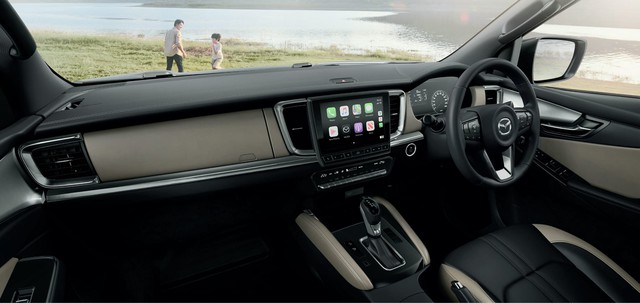Mazda BT-50 2024 ra mắt: Giá quy đổi từ 520 triệu, có tùy chọn máy tăng áp 3.0L, khó đấu Ranger và Triton - Ảnh 6.