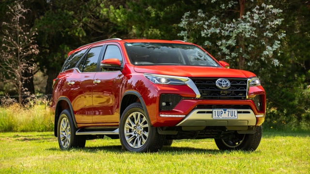 Toyota còn 'bào' động cơ dầu thêm chục năm nữa nhưng sẽ hết hợp động cơ điện để vừa mạnh vừa tiết kiệm mà ‘xanh’ hơn - Ảnh 3.