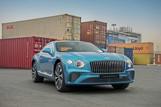 Bentley Continental GT Azure V8 độc bản đến Việt Nam: Màu sơn Topaz Blue lần đầu xuất hiện, giá gần 22 tỷ - Ảnh 2.