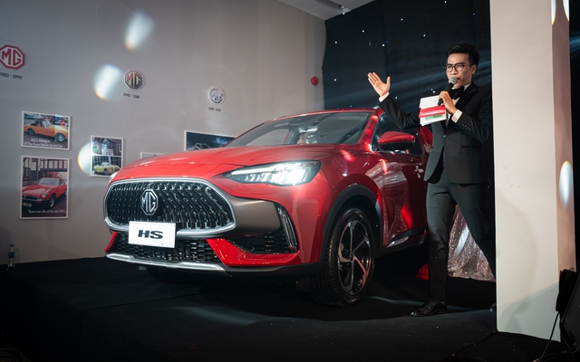 MG HS 2024 tiếp tục tour ra mắt Việt Nam, nỗ lực lấy thêm thị phần từ Mazda CX-5 - Ảnh 2. MG HS 2024 tiếp tục tour ra mắt Việt Nam, nỗ lực lấy thêm thị phần từ Mazda CX-5 - Ảnh 2.