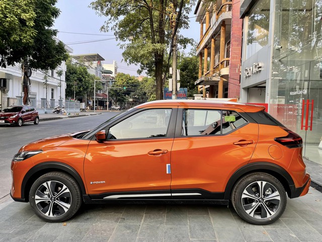 Nissan Kicks đua giá với Xforce, Creta: Giảm gần 200 triệu tại đại lý, bản 'full option' còn dưới 670 triệu đồng - Ảnh 5. Nissan Kicks đua giá với Xforce, Creta: Giảm gần 200 triệu tại đại lý, bản 'full option' còn dưới 670 triệu đồng - Ảnh 5.