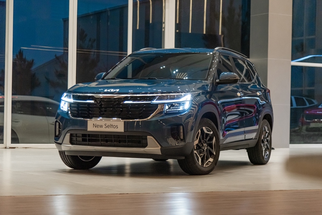 Kia Seltos bản cao cấp nhất chốt giá 799 triệu đồng: Có ADAS, máy tăng áp mạnh bậc nhất phân khúc - Ảnh 2. Kia Seltos bản cao cấp nhất chốt giá 799 triệu đồng: Có ADAS, máy tăng áp mạnh bậc nhất phân khúc - Ảnh 2.
