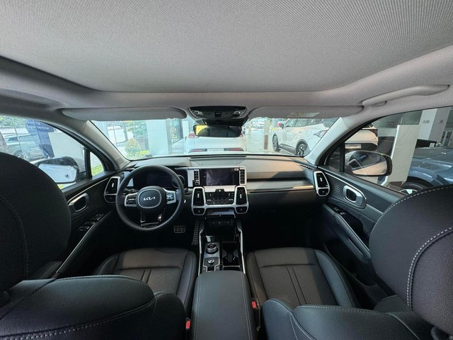 Kia Sorento hybrid xả kho, giảm giá mạnh tại đại lý, thấp hơn cả Honda CR-V hybrid - Ảnh 4. Kia Sorento hybrid xả kho, giảm giá mạnh tại đại lý, thấp hơn cả Honda CR-V hybrid - Ảnh 4.