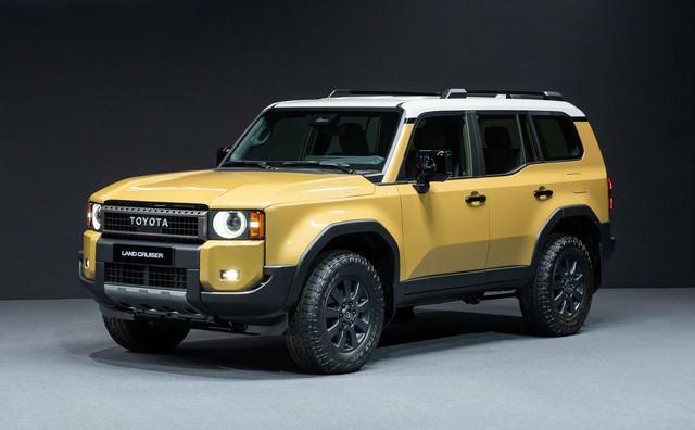 Toyota Land Cruiser Prado 2024 bị 'bán kèm lạc' tới 380 triệu đồng: Kính chắn gió đắt gấp 5 lần Lexus, bộ lốp giá bằng một nửa VinFast VF 3- Ảnh 4. Toyota Land Cruiser Prado 2024 bị 'bán kèm lạc' tới 380 triệu đồng: Kính chắn gió đắt gấp 5 lần Lexus, bộ lốp giá bằng một nửa VinFast VF 3- Ảnh 4.