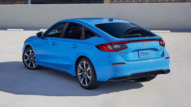 Honda Civic 2025 thêm bản hybrid mạnh chỉ dưới Type R, có phanh tái tạo như xe điện, hết mang danh 'ồn nhất phân khúc'- Ảnh 4. Honda Civic 2025 thêm bản hybrid mạnh chỉ dưới Type R, có phanh tái tạo như xe điện, hết mang danh 'ồn nhất phân khúc'- Ảnh 4.