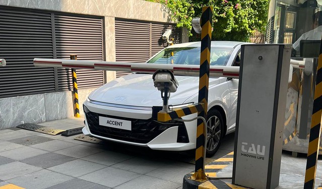 Đại lý hé lộ nhiều thông số và giá bán Hyundai Accent 2024: 4 bản thì có 3 bản AT, giá khởi điểm rẻ hơn Vios- Ảnh 2. Đại lý hé lộ nhiều thông số và giá bán Hyundai Accent 2024: 4 bản thì có 3 bản AT, giá khởi điểm rẻ hơn Vios- Ảnh 2.