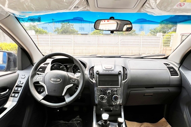 Nhiều bán tải mới ra mắt Việt Nam năm nay đấu Ranger: Triton 2024 lột xác, có mẫu lần đầu xuất hiện, giá dưới 500 triệu đồng- Ảnh 4. Nhiều bán tải mới ra mắt Việt Nam năm nay đấu Ranger: Triton 2024 lột xác, có mẫu lần đầu xuất hiện, giá dưới 500 triệu đồng- Ảnh 4.