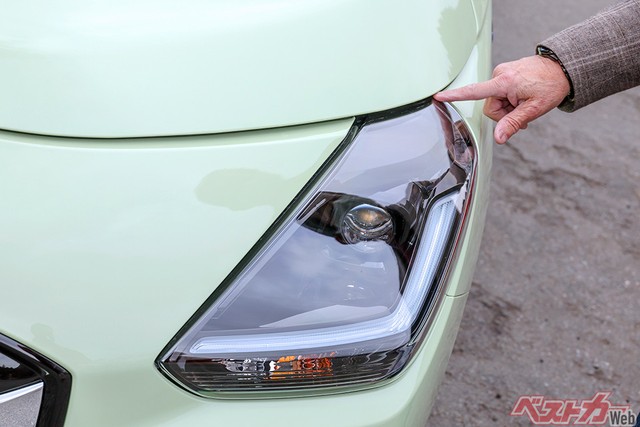 Cha đẻ Nissan GT-R đánh giá Suzuki Swift 2024: 'Có chút thất vọng ở thiết kế kém sang, bù lại cảm giác lái phấn khích và phanh nhạy bén'- Ảnh 4. Cha đẻ Nissan GT-R đánh giá Suzuki Swift 2024: 'Có chút thất vọng ở thiết kế kém sang, bù lại cảm giác lái phấn khích và phanh nhạy bén'- Ảnh 4.