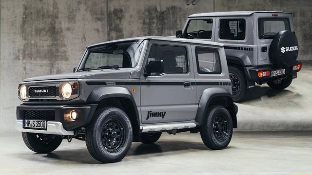 Suzuki Jimny động cơ điện không chỉ là 'kế hoạch': Ra bản xăng cuối cùng gửi lời tạm biệt, chỉ 900 chiếc, giá quy đổi 890 triệu- Ảnh 2.