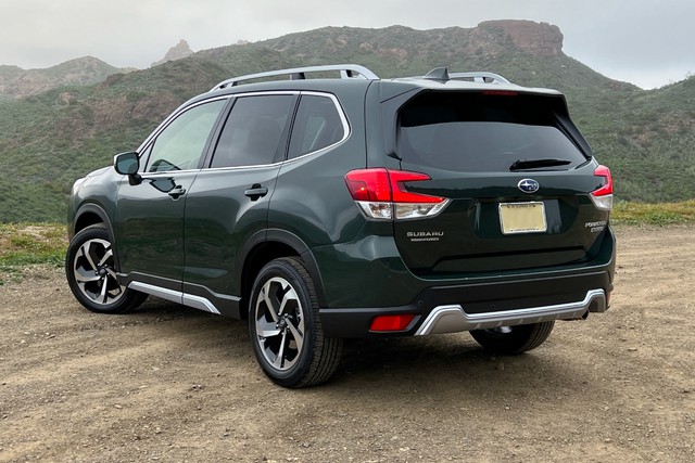 Dân tình đổ xô mua Subaru Forester đời cũ gây ‘cháy hàng’ sau khi đời mới ra mắt, nguyên nhân có thể đến từ 2 yếu tố- Ảnh 7. Dân tình đổ xô mua Subaru Forester đời cũ gây ‘cháy hàng’ sau khi đời mới ra mắt, nguyên nhân có thể đến từ 2 yếu tố- Ảnh 7.