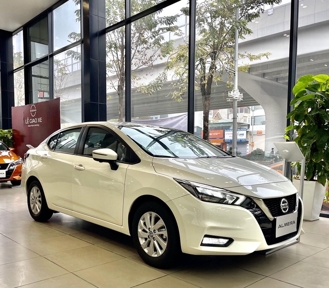 Nissan hé lộ loạt xe mới: Xuất hiện mẫu SUV cỡ nhỏ bí ẩn, kích cỡ tương đương Kicks, khả năng cao chạy thuần điện- Ảnh 2. Nissan hé lộ loạt xe mới: Xuất hiện mẫu SUV cỡ nhỏ bí ẩn, kích cỡ tương đương Kicks, khả năng cao chạy thuần điện- Ảnh 2.