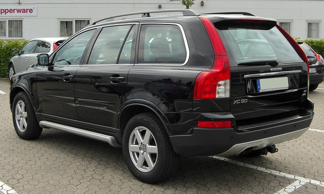 Không chỉ nổi tiếng cứu người, Volvo XC90 còn 2 lần cứu hãng khỏi phá sản- Ảnh 5. Không chỉ nổi tiếng cứu người, Volvo XC90 còn 2 lần cứu hãng khỏi phá sản- Ảnh 5.