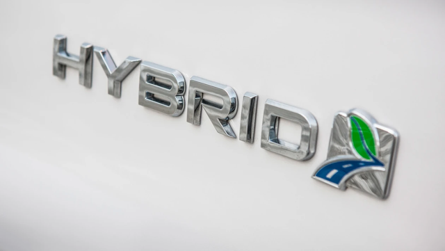Nghiên cứu này cho thấy xe hybrid phát thải gấp 5 lần xe điện- Ảnh 1. Nghiên cứu này cho thấy xe hybrid phát thải gấp 5 lần xe điện- Ảnh 1.
