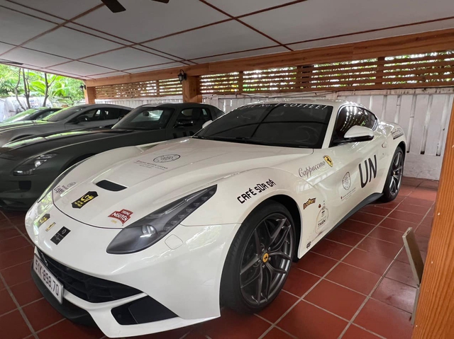 Lộ diện dàn siêu xe của ông Đặng Lê Nguyên Vũ tham gia Gumball 3000: 5 chiếc Ferrari, Bugatti Veyron đã được độ lại- Ảnh 6. Lộ diện dàn siêu xe của ông Đặng Lê Nguyên Vũ tham gia Gumball 3000: 5 chiếc Ferrari, Bugatti Veyron đã được độ lại- Ảnh 6.