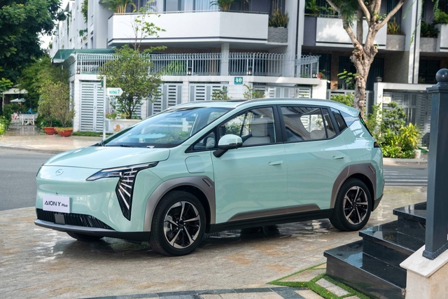 Loạt xe mới đã lộ diện tại Việt Nam, chỉ chờ ra mắt: Đa dạng phân khúc, mẫu mã, Santa Fe, Carnival 2024 dễ thành hàng 'hot'- Ảnh 21. Loạt xe mới đã lộ diện tại Việt Nam, chỉ chờ ra mắt: Đa dạng phân khúc, mẫu mã, Santa Fe, Carnival 2024 dễ thành hàng 'hot'- Ảnh 21.