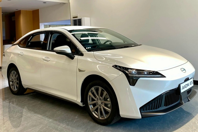 Loạt xe mới đã lộ diện tại Việt Nam, chỉ chờ ra mắt: Đa dạng phân khúc, mẫu mã, Santa Fe, Carnival 2024 dễ thành hàng 'hot'- Ảnh 30. Loạt xe mới đã lộ diện tại Việt Nam, chỉ chờ ra mắt: Đa dạng phân khúc, mẫu mã, Santa Fe, Carnival 2024 dễ thành hàng 'hot'- Ảnh 30.