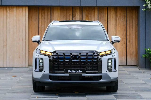 Hyundai Palisade giảm giá tới 150 triệu tại đại lý: Sales báo 'xả lỗ', bản rẻ nhất còn 1,345 tỷ đồng, rẻ hơn niêm yết Fortuner, 'giẫm chân' Santa Fe- Ảnh 9.