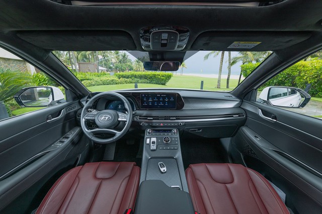 Hyundai Palisade giảm giá tới 150 triệu tại đại lý: Sales báo 'xả lỗ', bản rẻ nhất còn 1,345 tỷ đồng, rẻ hơn niêm yết Fortuner, 'giẫm chân' Santa Fe- Ảnh 8. Hyundai Palisade giảm giá tới 150 triệu tại đại lý: Sales báo 'xả lỗ', bản rẻ nhất còn 1,345 tỷ đồng, rẻ hơn niêm yết Fortuner, 'giẫm chân' Santa Fe- Ảnh 8.