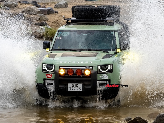 9x kể chuyện sắp lái Land Rover Defender đi phượt: Từ Việt Nam qua châu Âu đến Nam Mỹ, chuẩn bị 6 tháng, phải tập luyện cường độ cao- Ảnh 19.