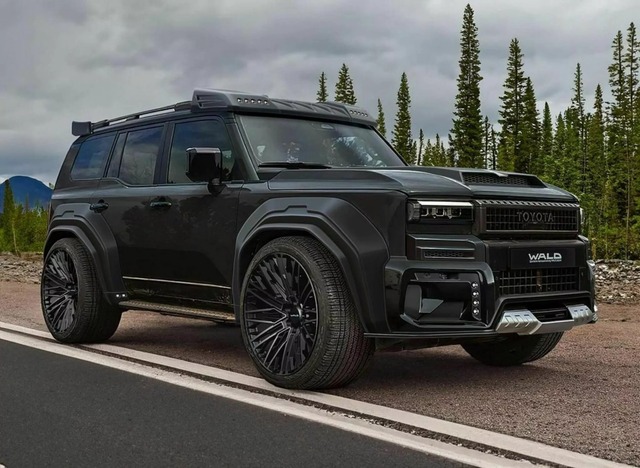 Toyota Land Cruiser Prado có bản độ nhìn 'chiến' hơn cả G 63, khách Việt đang chờ xe về có thể tham khảo nếu thích chơi trội- Ảnh 3. Toyota Land Cruiser Prado có bản độ nhìn 'chiến' hơn cả G 63, khách Việt đang chờ xe về có thể tham khảo nếu thích chơi trội- Ảnh 3.