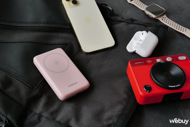 Pin dự phòng MagSafe 2-trong-1 cho iPhone và Apple Watch: Sạc được 4 thiết bị cùng lúc, dung lượng 10.000mAh, giá chỉ 1,5 triệu đồng- Ảnh 10. Pin dự phòng MagSafe 2-trong-1 cho iPhone và Apple Watch: Sạc được 4 thiết bị cùng lúc, dung lượng 10.000mAh, giá chỉ 1,5 triệu đồng- Ảnh 10.