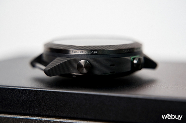 Trên tay Garmin MARQ Golfer Carbon Edition giá 80 triệu: Siêu smartwatch đẳng cấp cho người mê đánh gôn- Ảnh 12. Trên tay Garmin MARQ Golfer Carbon Edition giá 80 triệu: Siêu smartwatch đẳng cấp cho người mê đánh gôn- Ảnh 12.