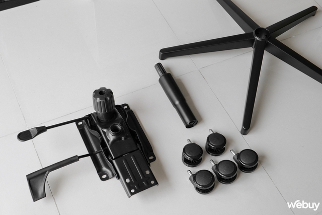 Trải nghiệm ghế Razer Fujin: Thiết kế không 'màu mè', ngồi êm và có khả năng điều chỉnh linh hoạt- Ảnh 7. Trải nghiệm ghế Razer Fujin: Thiết kế không 'màu mè', ngồi êm và có khả năng điều chỉnh linh hoạt- Ảnh 7.