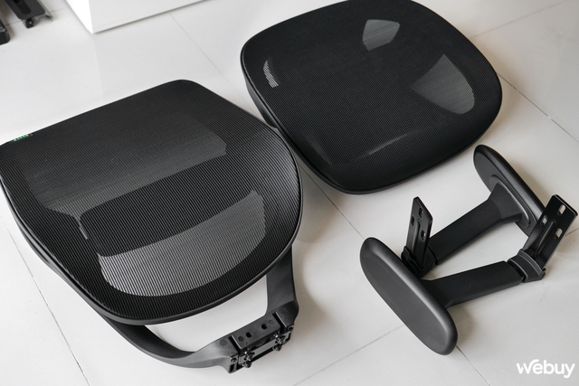 Trải nghiệm ghế Razer Fujin: Thiết kế không 'màu mè', ngồi êm và có khả năng điều chỉnh linh hoạt- Ảnh 10. Trải nghiệm ghế Razer Fujin: Thiết kế không 'màu mè', ngồi êm và có khả năng điều chỉnh linh hoạt- Ảnh 10.