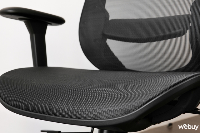 Trải nghiệm ghế Razer Fujin: Thiết kế không 'màu mè', ngồi êm và có khả năng điều chỉnh linh hoạt- Ảnh 18. Trải nghiệm ghế Razer Fujin: Thiết kế không 'màu mè', ngồi êm và có khả năng điều chỉnh linh hoạt- Ảnh 18.