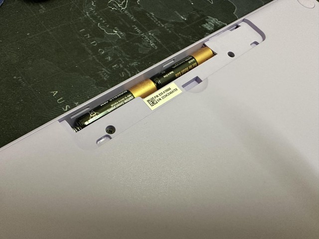 Hơn 1 năm trải nghiệm bàn phím Logitech giá 700.000 đồng: Coder 34 tuổi chấm 9/10 điểm ngon - bổ - rẻ- Ảnh 3. Hơn 1 năm trải nghiệm bàn phím Logitech giá 700.000 đồng: Coder 34 tuổi chấm 9/10 điểm ngon - bổ - rẻ- Ảnh 3.