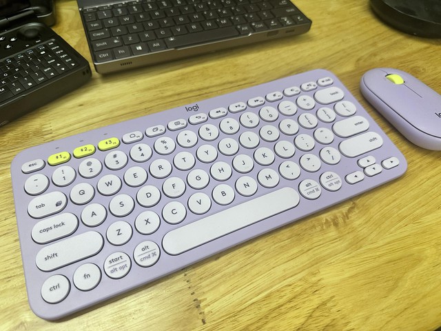 Hơn 1 năm trải nghiệm bàn phím Logitech giá 700.000 đồng: Coder 34 tuổi chấm 9/10 điểm ngon - bổ - rẻ- Ảnh 6. Hơn 1 năm trải nghiệm bàn phím Logitech giá 700.000 đồng: Coder 34 tuổi chấm 9/10 điểm ngon - bổ - rẻ- Ảnh 6.