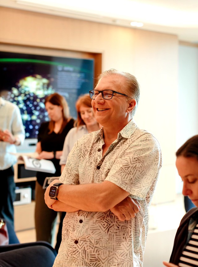 Phó chủ tịch cấp cao Apple: 03 từ để mô tả thị trường Việt Nam - Tích cực, Hoài bão và Cơ hội- Ảnh 6. Phó chủ tịch cấp cao Apple: 03 từ để mô tả thị trường Việt Nam - Tích cực, Hoài bão và Cơ hội- Ảnh 6.