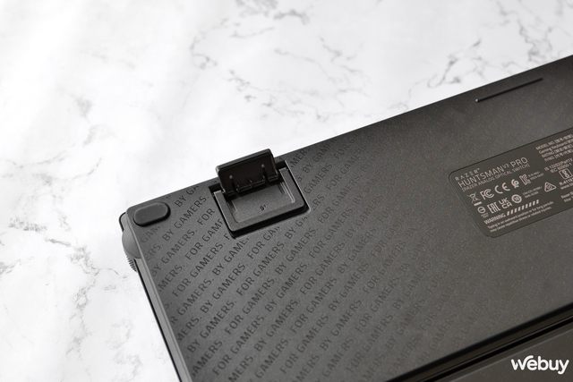 Trên tay bàn phím Razer Huntsman V3 Pro: Hướng tới game thủ 'Pro', switch thay đổi được điểm kích hoạt- Ảnh 13. Trên tay bàn phím Razer Huntsman V3 Pro: Hướng tới game thủ 'Pro', switch thay đổi được điểm kích hoạt- Ảnh 13.