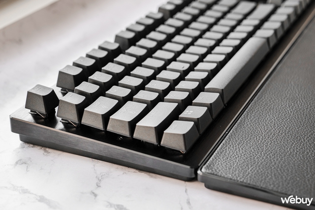 Trên tay bàn phím Razer Huntsman V3 Pro: Hướng tới game thủ 'Pro', switch thay đổi được điểm kích hoạt- Ảnh 15. Trên tay bàn phím Razer Huntsman V3 Pro: Hướng tới game thủ 'Pro', switch thay đổi được điểm kích hoạt- Ảnh 15.