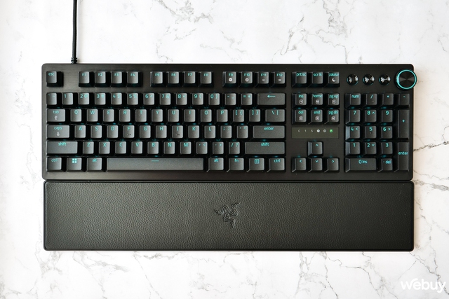 Trên tay bàn phím Razer Huntsman V3 Pro: Hướng tới game thủ 'Pro', switch thay đổi được điểm kích hoạt- Ảnh 14. Trên tay bàn phím Razer Huntsman V3 Pro: Hướng tới game thủ 'Pro', switch thay đổi được điểm kích hoạt- Ảnh 14.