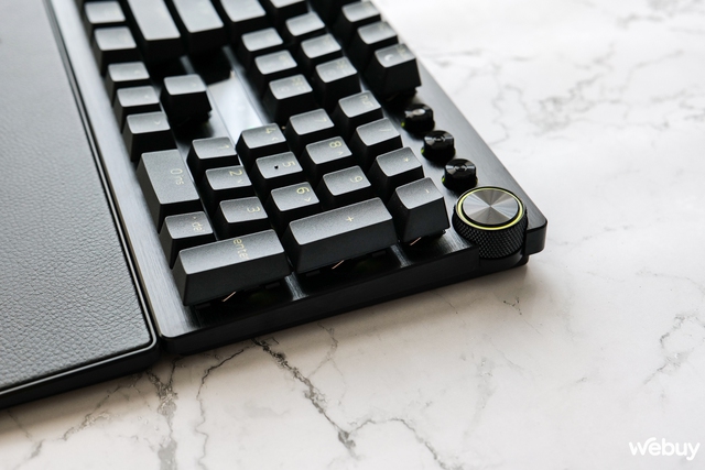 Trên tay bàn phím Razer Huntsman V3 Pro: Hướng tới game thủ 'Pro', switch thay đổi được điểm kích hoạt- Ảnh 16.