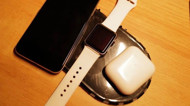 Dùng thử AirPower mới thấy tại sao đây là thảm bại của Apple- Ảnh 2. Dùng thử AirPower mới thấy tại sao đây là thảm bại của Apple- Ảnh 2.