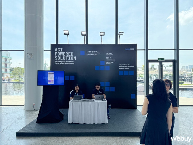 Khai mạc ngày AI Day 2023 với chủ đề: "Tái thiết thực tại"- Ảnh 3. Khai mạc ngày AI Day 2023 với chủ đề: "Tái thiết thực tại"- Ảnh 3.