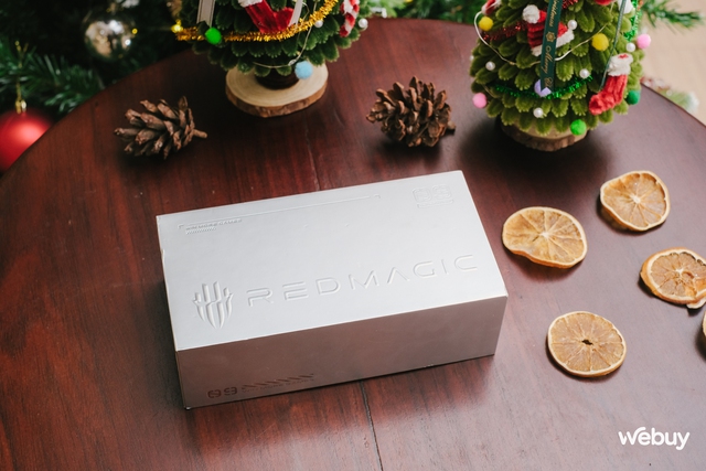 Smartphone chơi game này có thiết kế đẹp hơn điện thoại của bạn- Ảnh 1. Smartphone chơi game này có thiết kế đẹp hơn điện thoại của bạn- Ảnh 1.