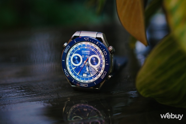 Trải nghiệm Huawei Watch Ultimate: Smartwatch giá 20 triệu của các sếp- Ảnh 2. Trải nghiệm Huawei Watch Ultimate: Smartwatch giá 20 triệu của các sếp- Ảnh 2.