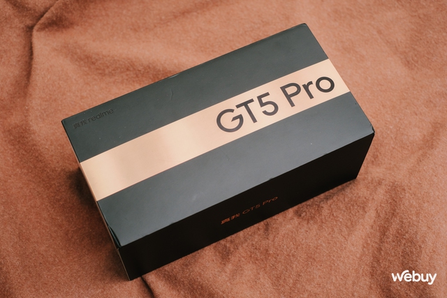 Xiaomi 14 chưa là gì, realme lại "phá đảo" phân khúc với smartphone Snapdragon 8 Gen 3, RAM 16GB, bộ nhớ 1TB mà giá cực "mềm"- Ảnh 1. Xiaomi 14 chưa là gì, realme lại "phá đảo" phân khúc với smartphone Snapdragon 8 Gen 3, RAM 16GB, bộ nhớ 1TB mà giá cực "mềm"- Ảnh 1.