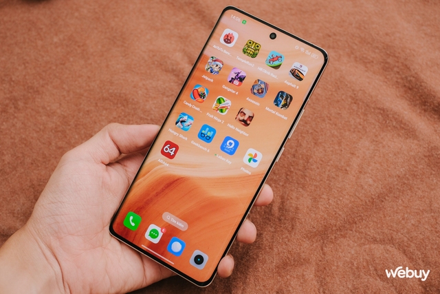 Xiaomi 14 chưa là gì, realme lại "phá đảo" phân khúc với smartphone Snapdragon 8 Gen 3, RAM 16GB, bộ nhớ 1TB mà giá cực "mềm"- Ảnh 17. Xiaomi 14 chưa là gì, realme lại "phá đảo" phân khúc với smartphone Snapdragon 8 Gen 3, RAM 16GB, bộ nhớ 1TB mà giá cực "mềm"- Ảnh 17.