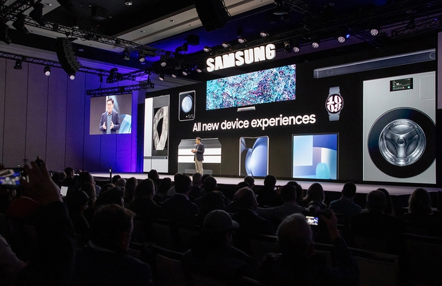 Samsung mang tới CES 2024 loạt thiết bị trí tuệ nhân tạo tiên tiến cùng thông điệp "AI cho tất cả mọi người"- Ảnh 2. Samsung mang tới CES 2024 loạt thiết bị trí tuệ nhân tạo tiên tiến cùng thông điệp "AI cho tất cả mọi người"- Ảnh 2.
